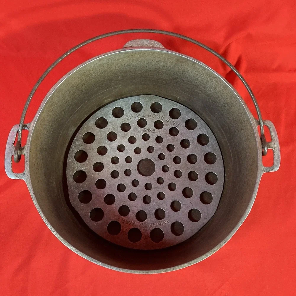 Vtg Wagner Ware 249A No. 9A Drip Drop Round Roaster w/ Lid & Trivet / 9 / 249